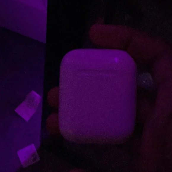 Wireless Earbuds with Charging Case - White